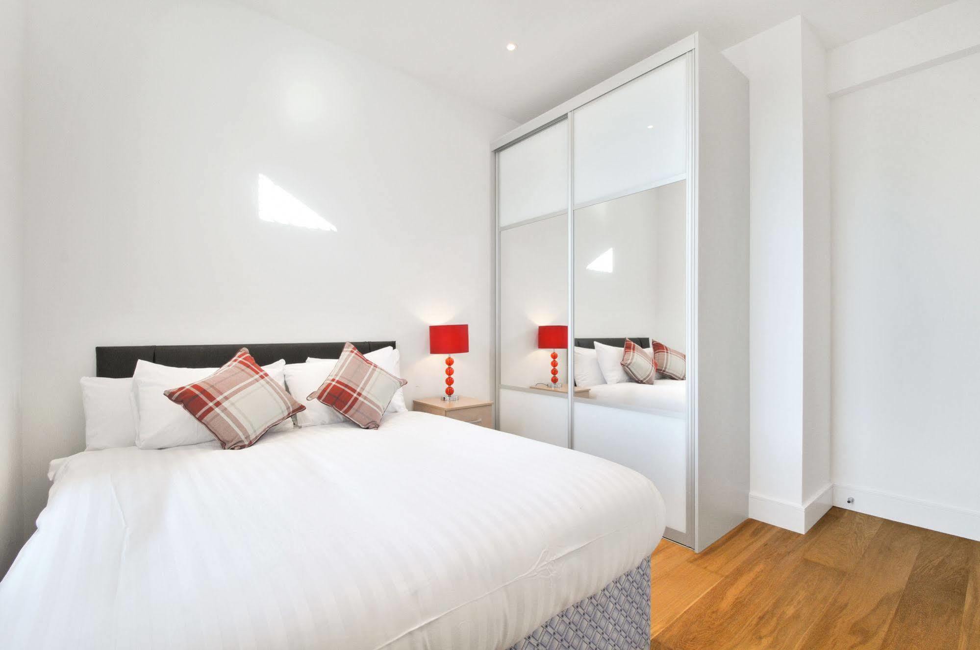 Apartmán Access West Kensington Londýn Exteriér fotografie