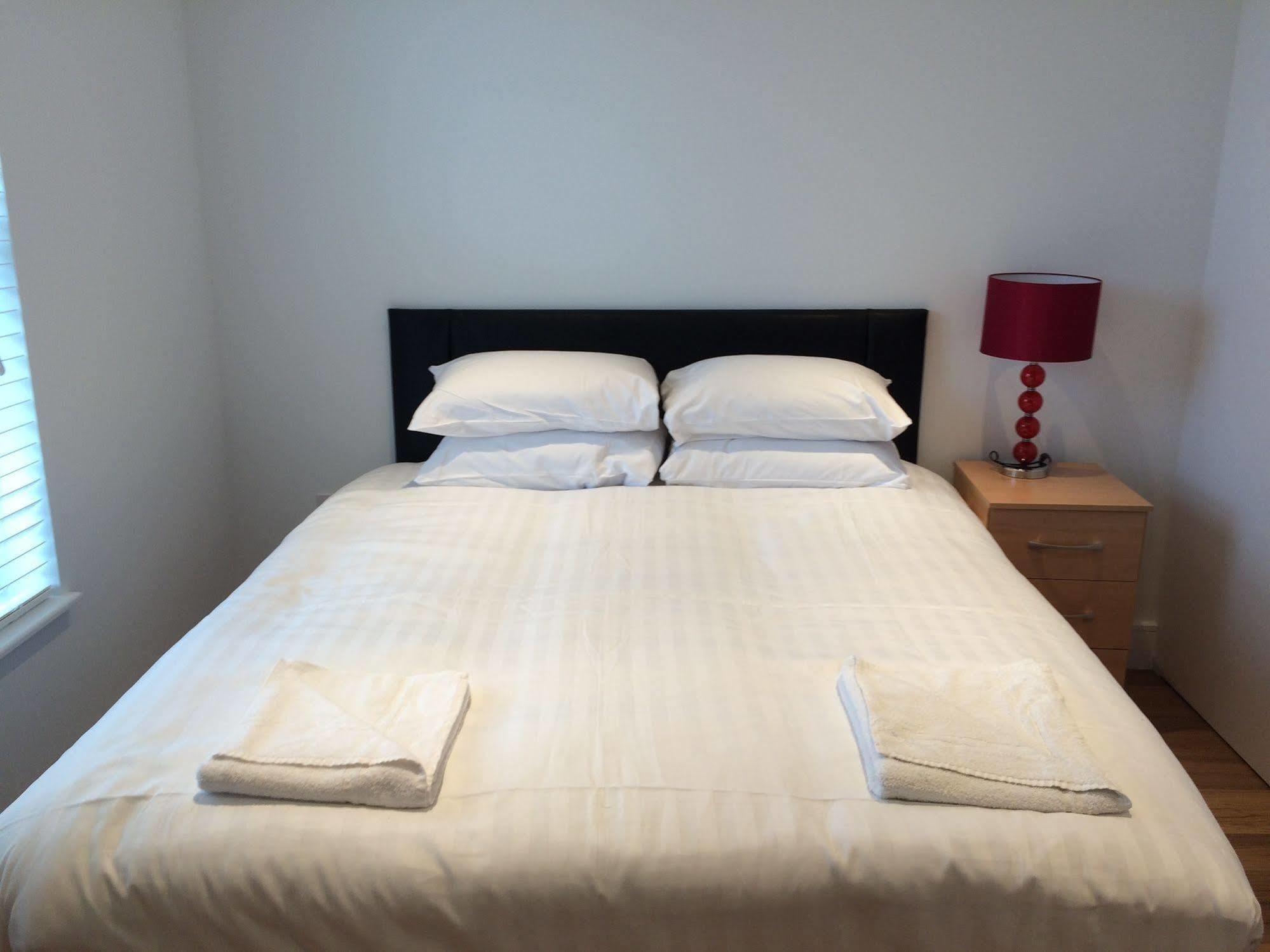 Apartmán Access West Kensington Londýn Exteriér fotografie
